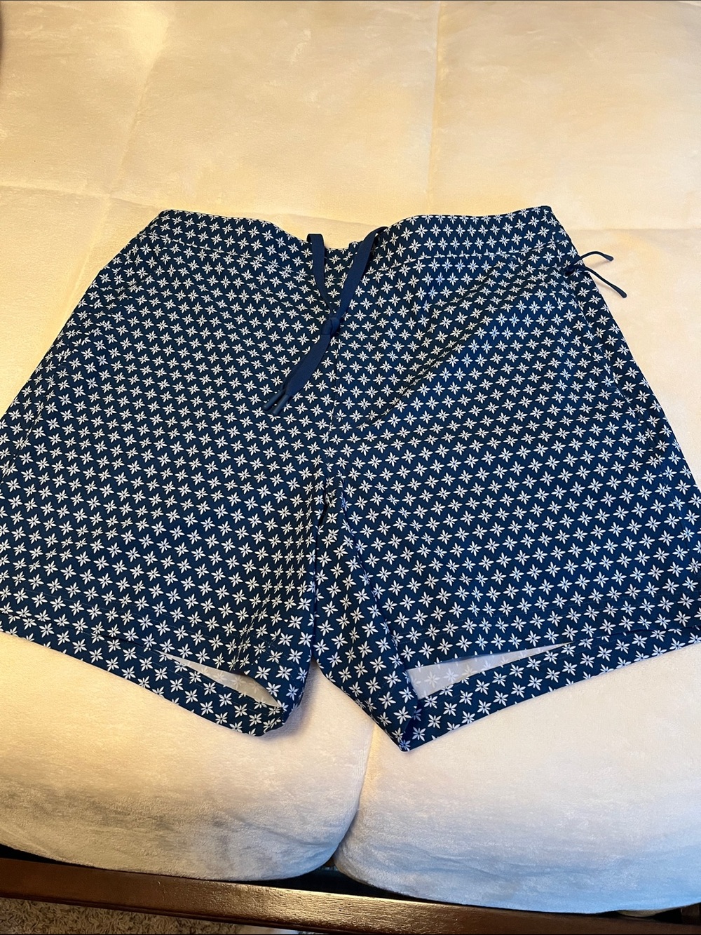 NWT VRST Navy Blue Patterned Active Shorts